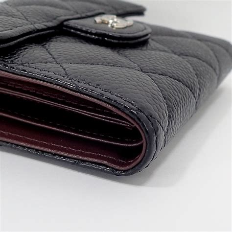 chanel leather bifold wallet with coin pocket|buy Chanel wallet online.